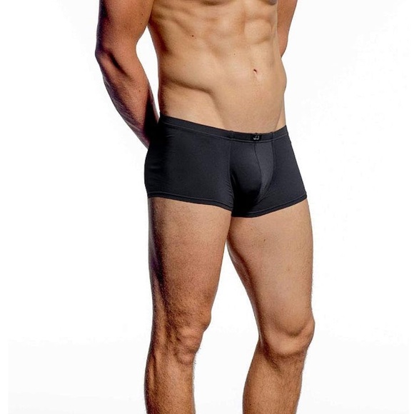 JM - Picture 4 of 12